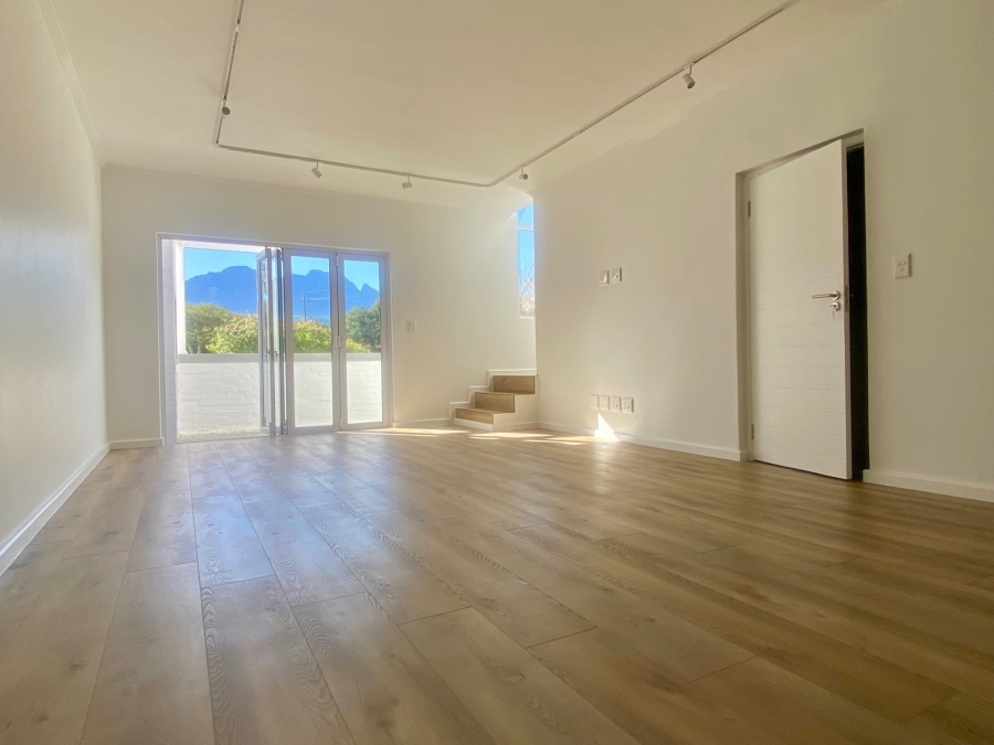 3 Bedroom Property for Sale in Gevonden Estate Western Cape